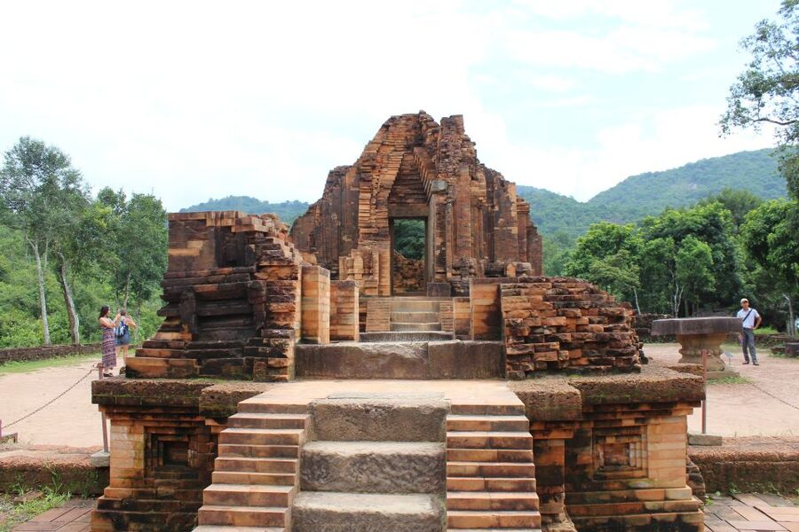 From Hoi An: Day Tour of My Son Temples and Marble Mountain - Am Phu cave: heaven and hell underground
