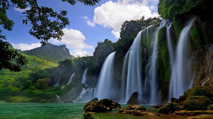 From Hue/Da Nang/Hoi An: Bach Ma National Park Trekking Tour - Do Quyen Waterfall: the 300-meter stop for cooling off and photos