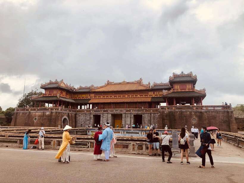From Hue : Full-Day City Highlights Tour with Lunch - Thien Mu Pagoda: Vietnamese Buddhism, explained in plain terms