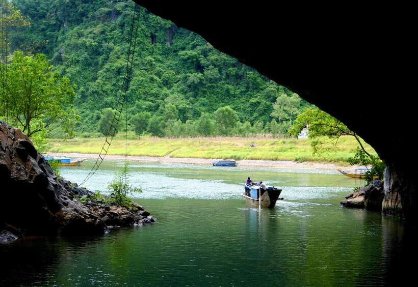 From Hue: Phong Nha Cave & Paradise Cave Full-Day Trip - Wooden Walkway Views and the LED Lighting Effect