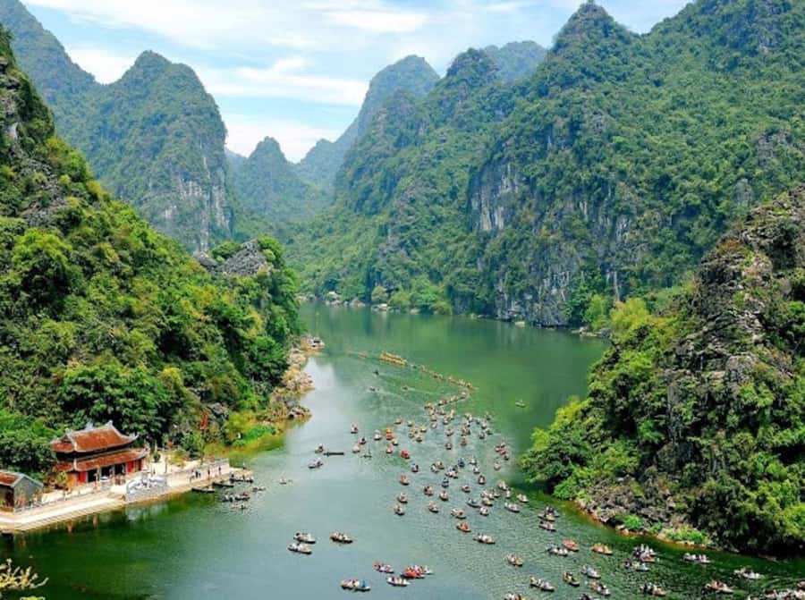 From Ninh Binh : Bai Dinh, Hoa Lu, Trang An, Mua Cave Tour - Weather and Timing: How to Plan Your Day Like a Pro