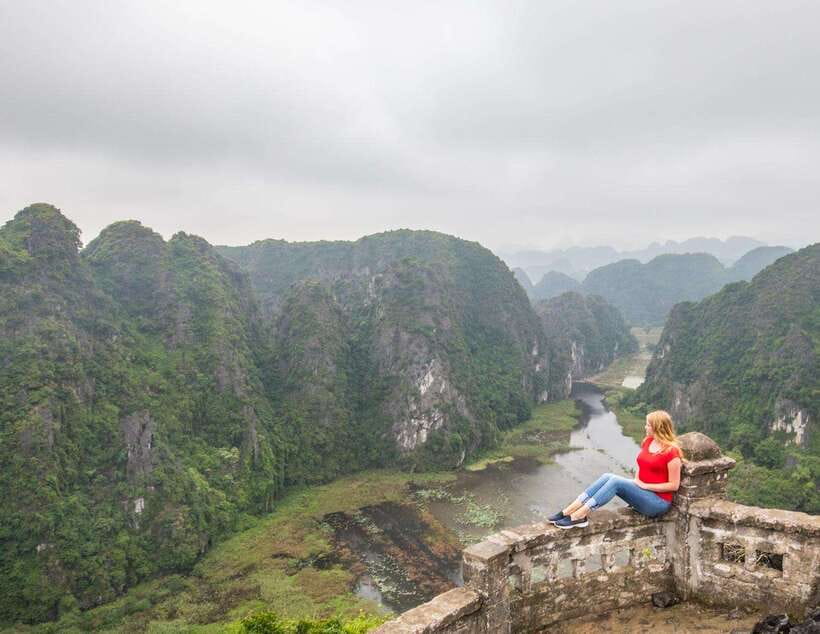 From Ninh Binh: Hoa Lu, Bai Dinh, Trang An, & Mua Cave Tour - Hotel Pickup, Air-Conditioned Van, and Why Start Time Matters