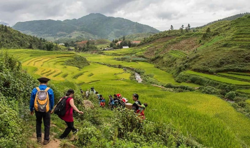 From Sapa Homestay Hideaway 2-Day Local Life Adventure - Getting to the Trailhead, Pickup, and the Walk vs Bus Mix