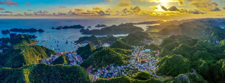 Full day boat trip with Cat Ba's captain Jack - Lan Ha Bay northbound: small islands, fishing village vibes, and the shapes game