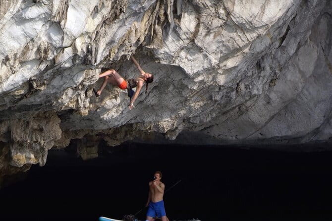 Full day deep water soloing - Kayaking in Cat Ba - Ha Long Bay. - Why Cat Ba’s Tide Timing Runs the Day