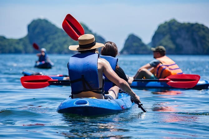 Full day deep water soloing - Kayaking in Cat Ba - Ha Long Bay. - Kayaking in Caves Toward Hồ Ba Hầm, Plus Time to Reset