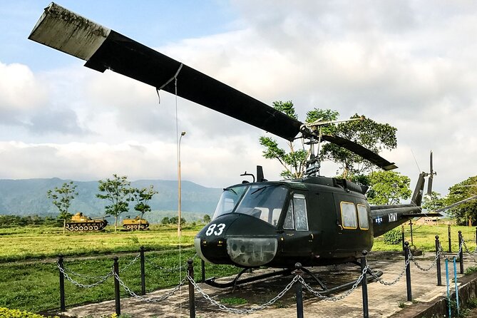 Full-Day DMZ Tour: 17th Parallel, Vinh Moc Tunnel & Khe Sanh Base - Vinh Mộc Tunnel: seeing the war from underground