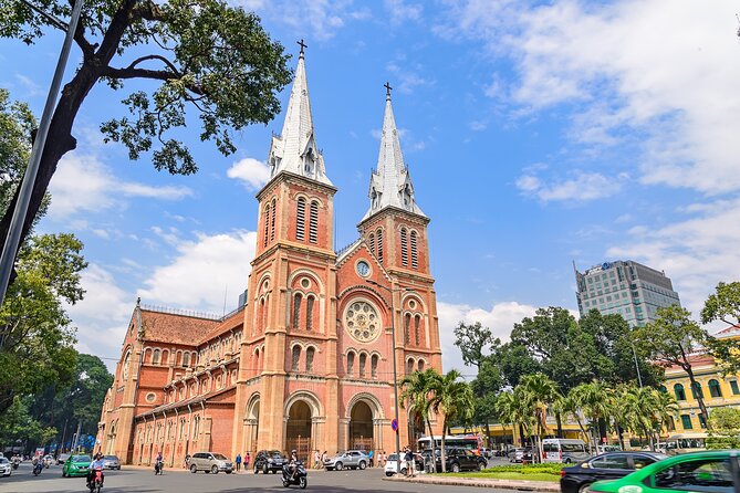 Full-Day Ho Chi Minh City Tour with Colonial Heritage & Chinatown - Lunch at Propaganda Vietnamese Bistro: fuel without derailing the schedule