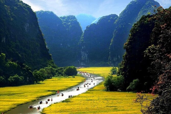 Full-Day Tour Hoa Lu, Tam Coc Boat Trip and Mua Cave - Timing That Works: When You Are Most Likely to Enjoy It