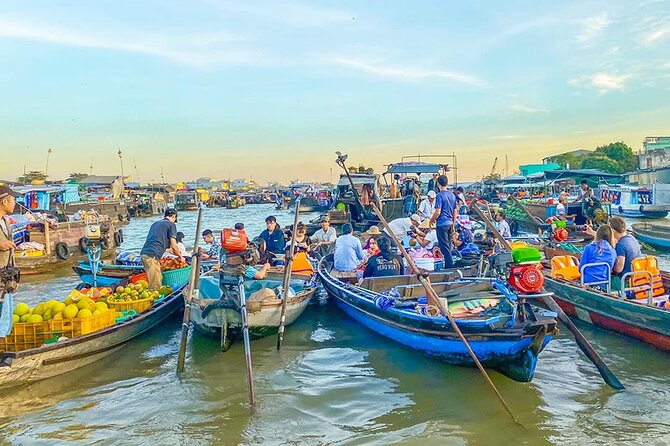 Full Day Tour in Mekong Delta - Canal Rowing Under Coconut Trees, the Calm Part of the Day