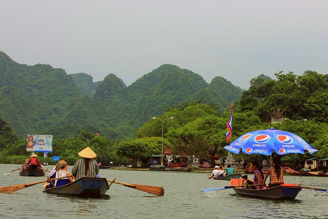 Full Day Tour to Perfume Pagoda with Traditional Boat Ride - Den Trinh and Thien Tru: The Temples You Don’t Want to Skip