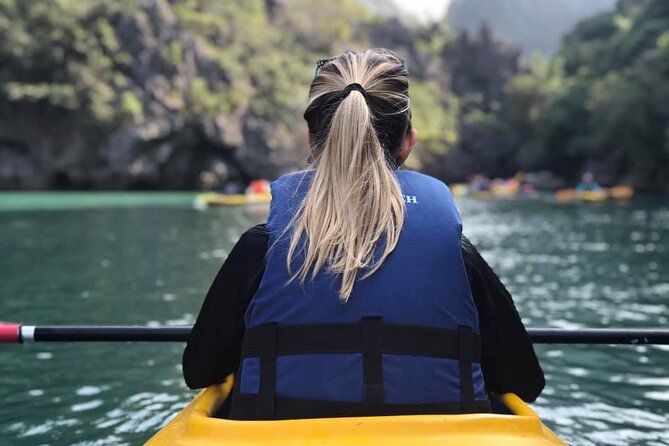 Full Day Trip to Lan Ha Bay with Kayaking in less tourist Areas - Starting Smooth: 8:30am Pick-Up and a Small Group