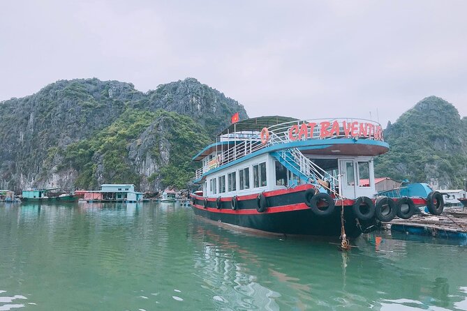 Full day trip to Lan Ha-Ha Long Bay from Cat Ba, avoid the crowds - Halong Bay sightseeing and lunch around noon
