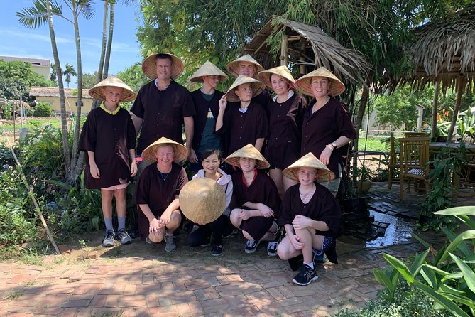 Full Experience Tour: Cooking Class & Basket Boat at Eco-Village - Your Vietnamese Meal at Tra Que Water Wheel Restaurant