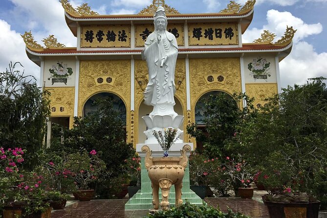Fullday Classic Mekong Delta 1 Day Tour - How the included transport and lunch shape your comfort