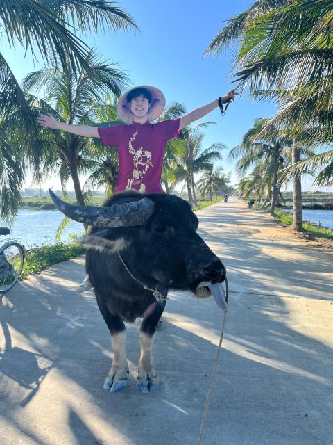 Funny day cycling, Buffalo riding and Basket boat - From Hoi An Post Office to Tra Que vegetable village