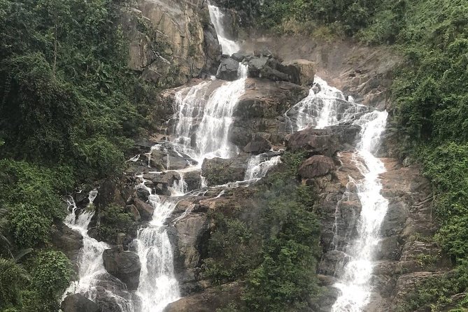 Golden Bridge & Ba Na Hills & Marble Mountain Private Tour - More than the hands: what you’ll see around Golden Bridge and Sun World