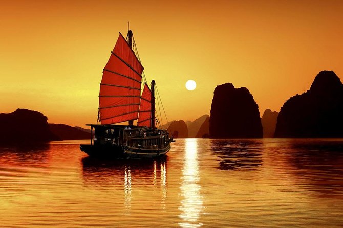 Group Halong Bay Day Cruise Including Hotel Transfers from Hanoi - Hotel transfers and the bus ride reality