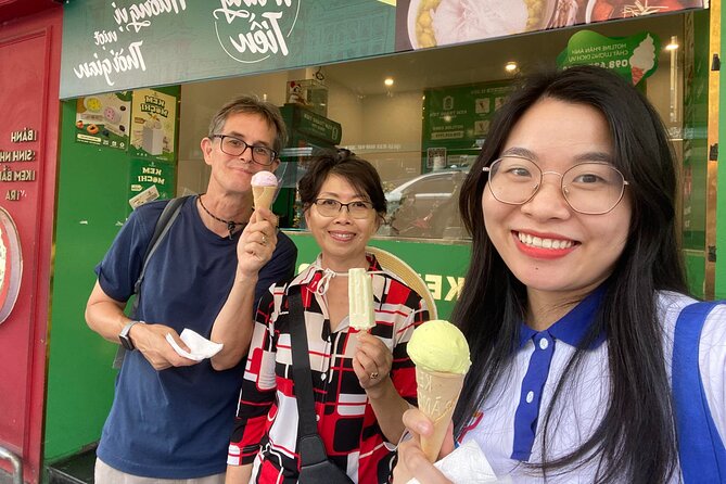 (Group/Individual) HANOI STREET FOOD TOUR - Private guide energy, and why guide names matter