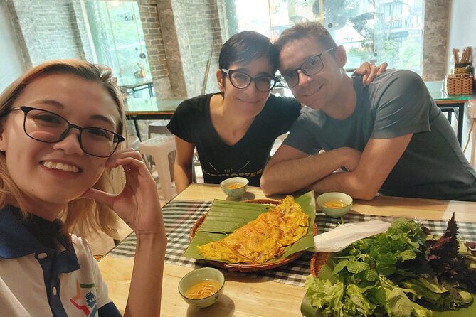 (Group/Individual) HANOI STREET FOOD TOUR - Dessert and egg coffee, plus the art of not getting stuffed
