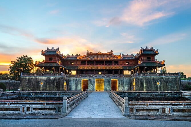 Guided private tour to Ba Na Hills and My Son Holyland - My Son Sanctuary: UNESCO temples with a clear explanation