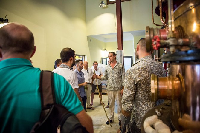 Guided tour of Sampan distillery // Agricultural Rum Medalist - Group size, guide vibe, and what the reviews signal