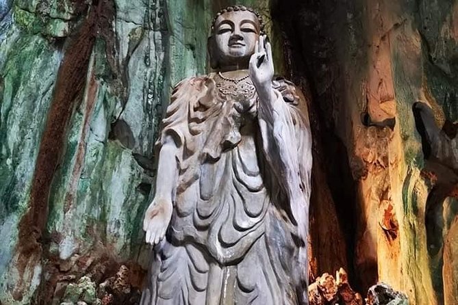 Guided Tour to Marble Mountains & Hoi An Walking Tour , Night Market, Boat Ride - Sampan boat ride under lantern light