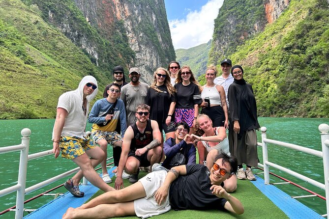Ha Giang Loop 3 days Small group- From Ha Noi - Day 3: Du Gia Waterfall Swim, Duong Thuong Viewpoint, and Back to Ha Giang