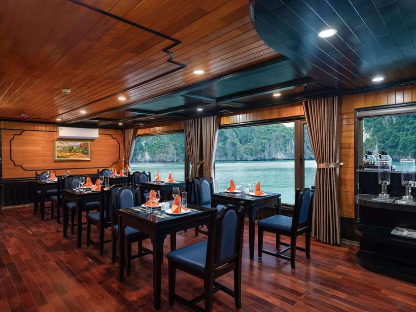 Ha Long Bay: 2-Day Tour with La Pandora Boutique Cruise - Day 1: Sail into Lan Ha Bay for kayaking and the quiet-water feeling