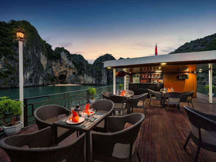 Ha Long Bay: 2-Day Tour with La Pandora Boutique Cruise - Who this tour fits best (and who should think twice)