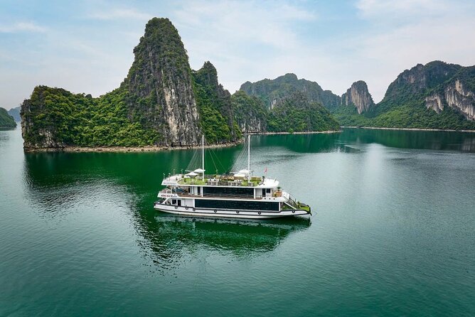 Ha Long Bay Luxury Day Cruise with Buffet Lunch, Caves & Kayaking - Key things that make this cruise work