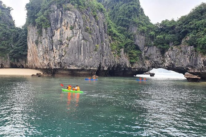 Ha noi: 3D- Halong, Lan ha bay classic cruise, Ninh Binh full day - Why the Ha Long Venezia plus Ninh Binh pairing makes sense