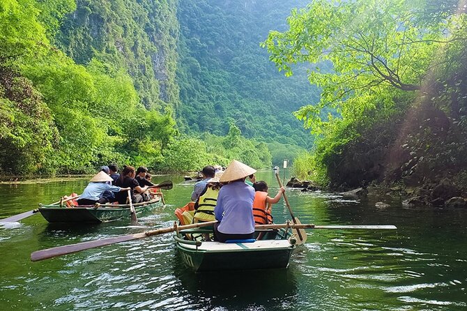 Ha Noi_Ninh Binh Tour Full Day_Mua Cave - Tam Coc - Hoa Lu - Tam Coc or Trang An Style Boat Time: Slow Down and Enjoy the Limestone