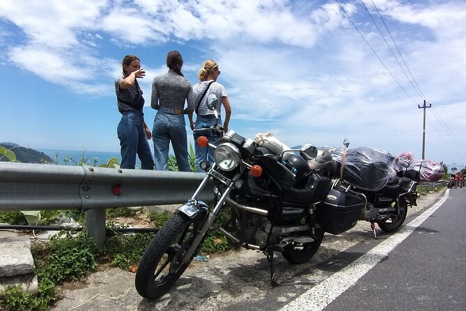 HAI VAN PASS MOTORBIKE TOUR - Top Gear Experience - Lang Co Beach lunch time: 45 minutes for fresh seafood views