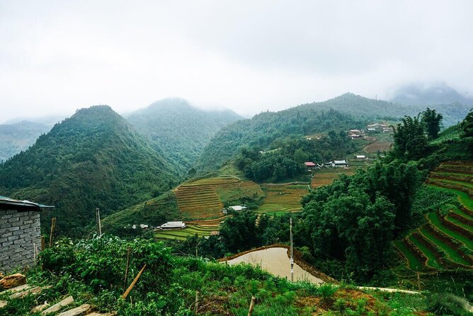 Half Day Cat Cat Village Tour Guided from Sapa - What to bring so you can enjoy the trek part