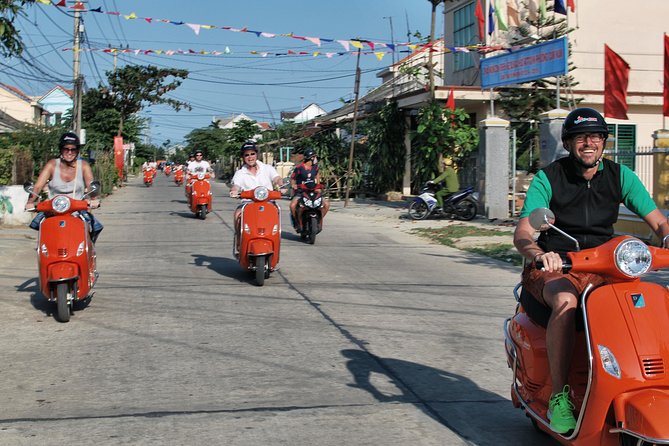 Half-day Electric Scooter Countryside Adventure In Hoi An - Tra Que Vegetable Village: Rice Fields, Herb Growing, and Rice Crackers