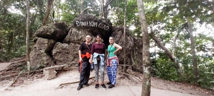 Half Day Hiking to Cat Ba National Park with a Guide - Guide quality in real life, Tri, Chi, Anh, and the drone bonus
