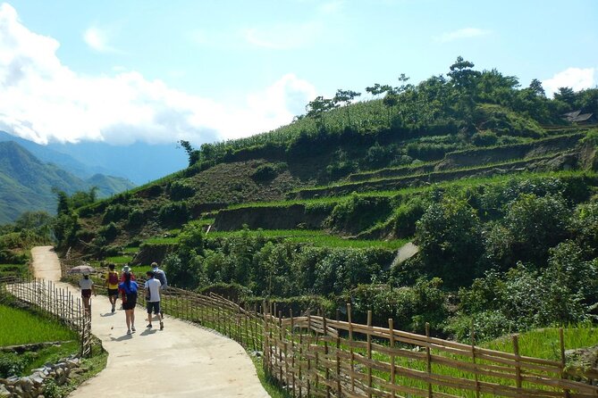 Half-Day Hometrek from Sapa with Hmong Sister House - Stop 3: Lao Chai for rice paddies and big community perspectives