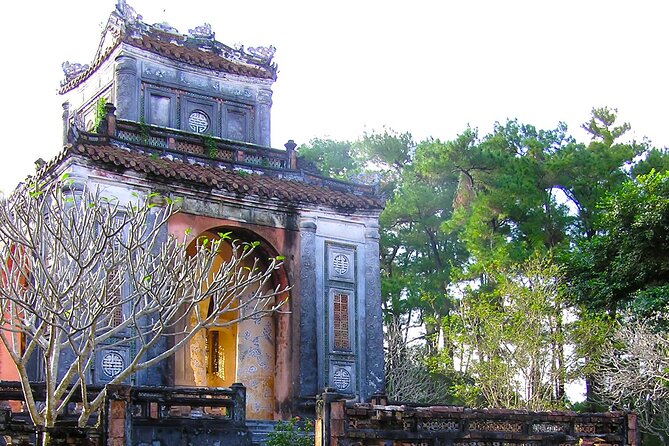 Half-Day Hue City Motorcycle Private Tour with Driver - Price and logistics: what you are really paying for