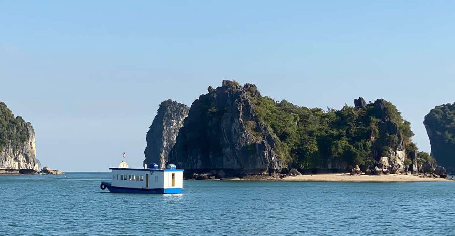 Half day Lan Ha Bay : Boat Trip , Kayaking,Snorkel - What to bring, what not to do, and who should avoid it
