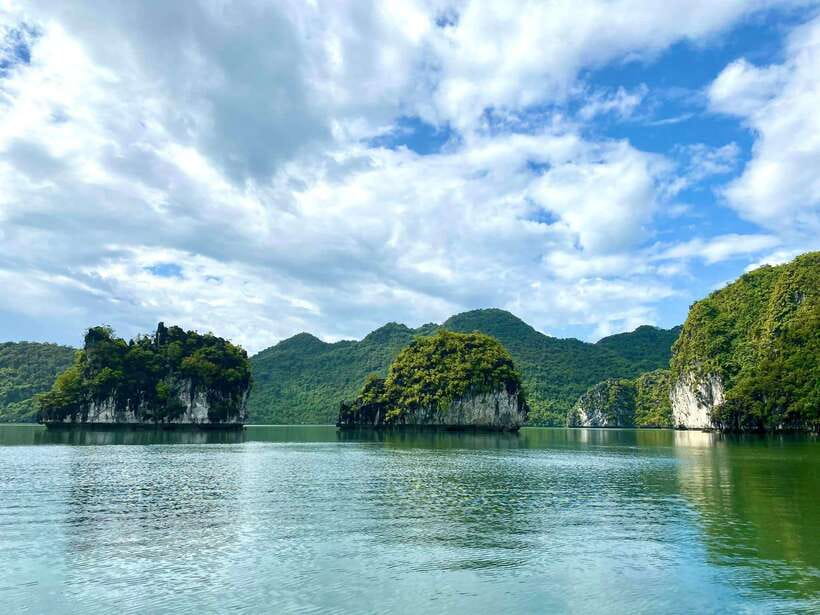 Half day Lan Ha Bay excursion ( 4 hours ): Kayaking, Snorkel - What to Bring So You Feel Comfortable on the Water