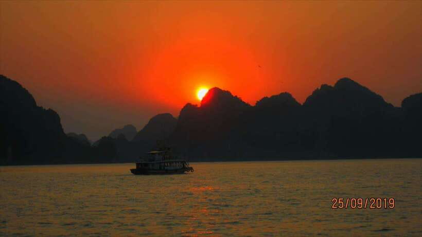 Half day Lan Ha Bay excursion ( 4 hours ): Kayaking, Snorkel - Price and What $64 Buys You (It Is More Than a Boat Ticket)