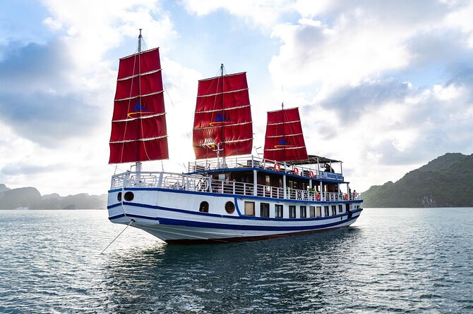 Halong Amazing Sail Luxury 1 Day Small Group Tour 7-Hour Cruising - Bai Tu Long to Halong Bay, and why the route choice matters