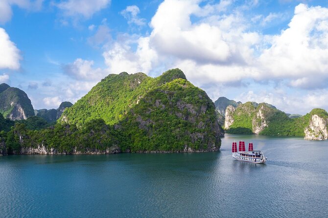 Halong & Bai Tu Long Luxury Day Tour - Fishing village & Kayak - Lunch onboard and included water, the small things that save your energy