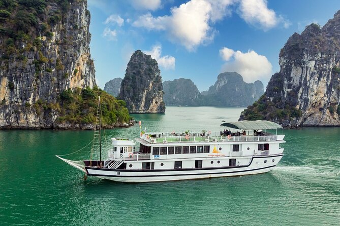 Halong Bay 2 Days 1 Night Traditional Boat - Two Days, One Night in Halong Bay: What This Traditional Cruise Gives You