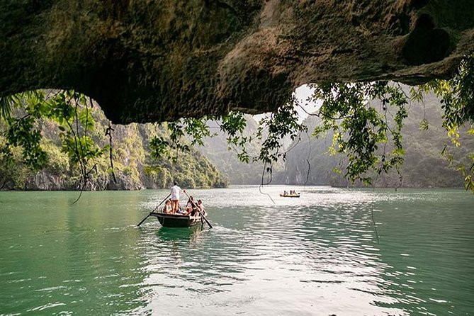 Halong Bay 2D1N BEST CRUISES All-Inclusive: Transfer, Meals, Kayak, Cave, Island - Group size and guide style: why it feels calmer than big boats