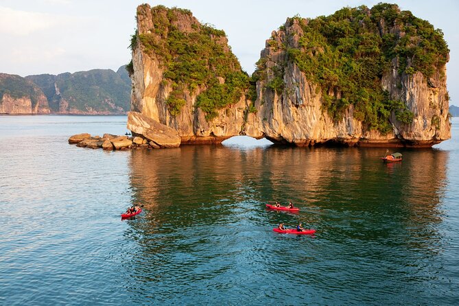 Halong Bay Cruise 2 days 1 night from Hanoi included transfer - Getting to the bay: 8:00 am pickup and the transfer rhythm