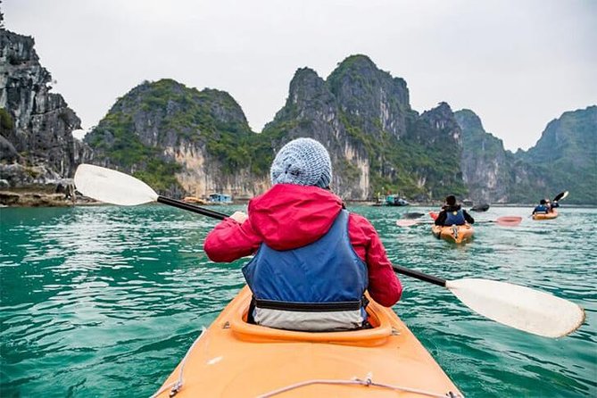 Halong Bay Cruise With Cave, Kayaking, Swimming - Buffet Lunch - Passing Fighting Cock Islet, aiming for Titov Island