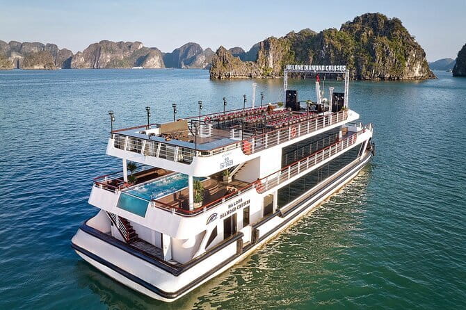 Halong Bay Day Tour Luxury Cruise With Jacuzzi and Buffet Lunch - Value and limits: group size, included fees, and what is extra