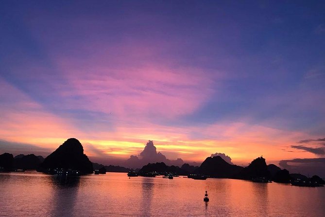 Halong Bay Full Day with Kayaking, Hiking viewpoint, Cave - Deluxe To Luxury - Sung Sot Cave: the big cave stop and what to expect